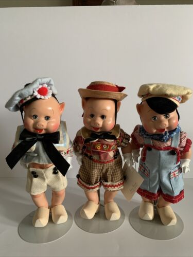 Set Of 3 11” Madame Alexander Dolls - Three Little Pigs - Ah9