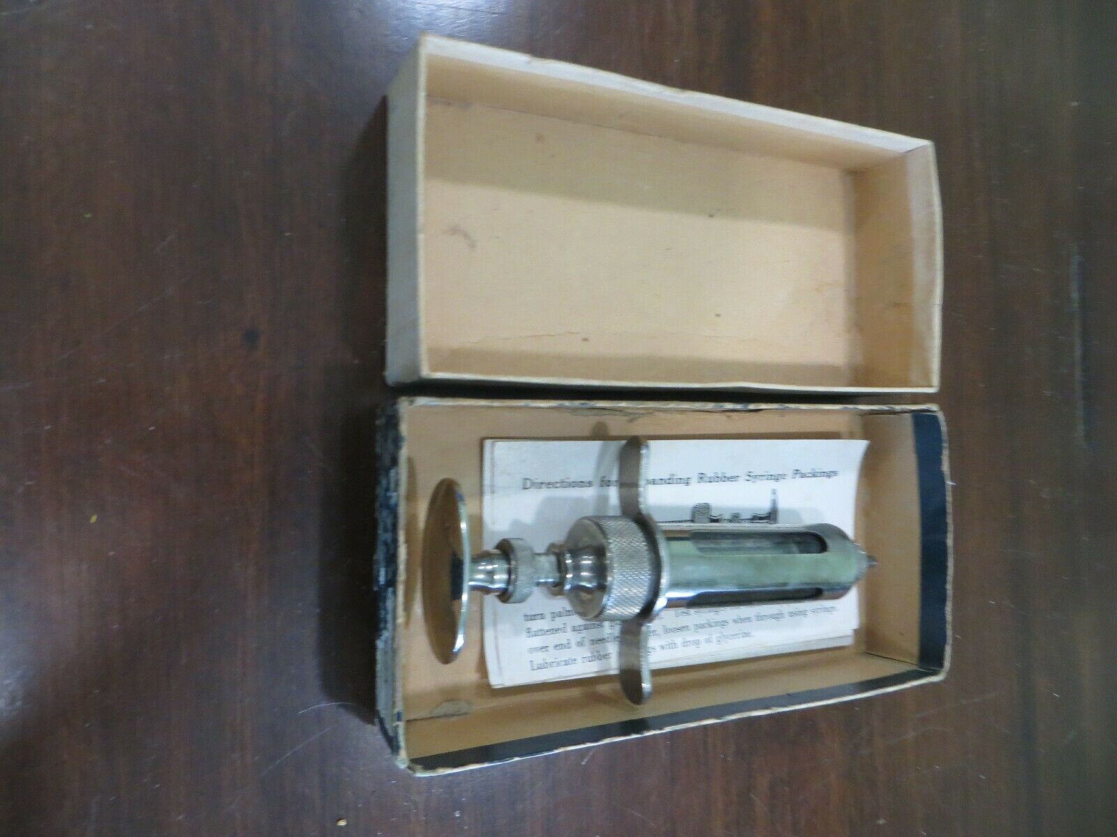 Huge Medical Doctor Veterinary Medicine Collectible  Syringe In Box